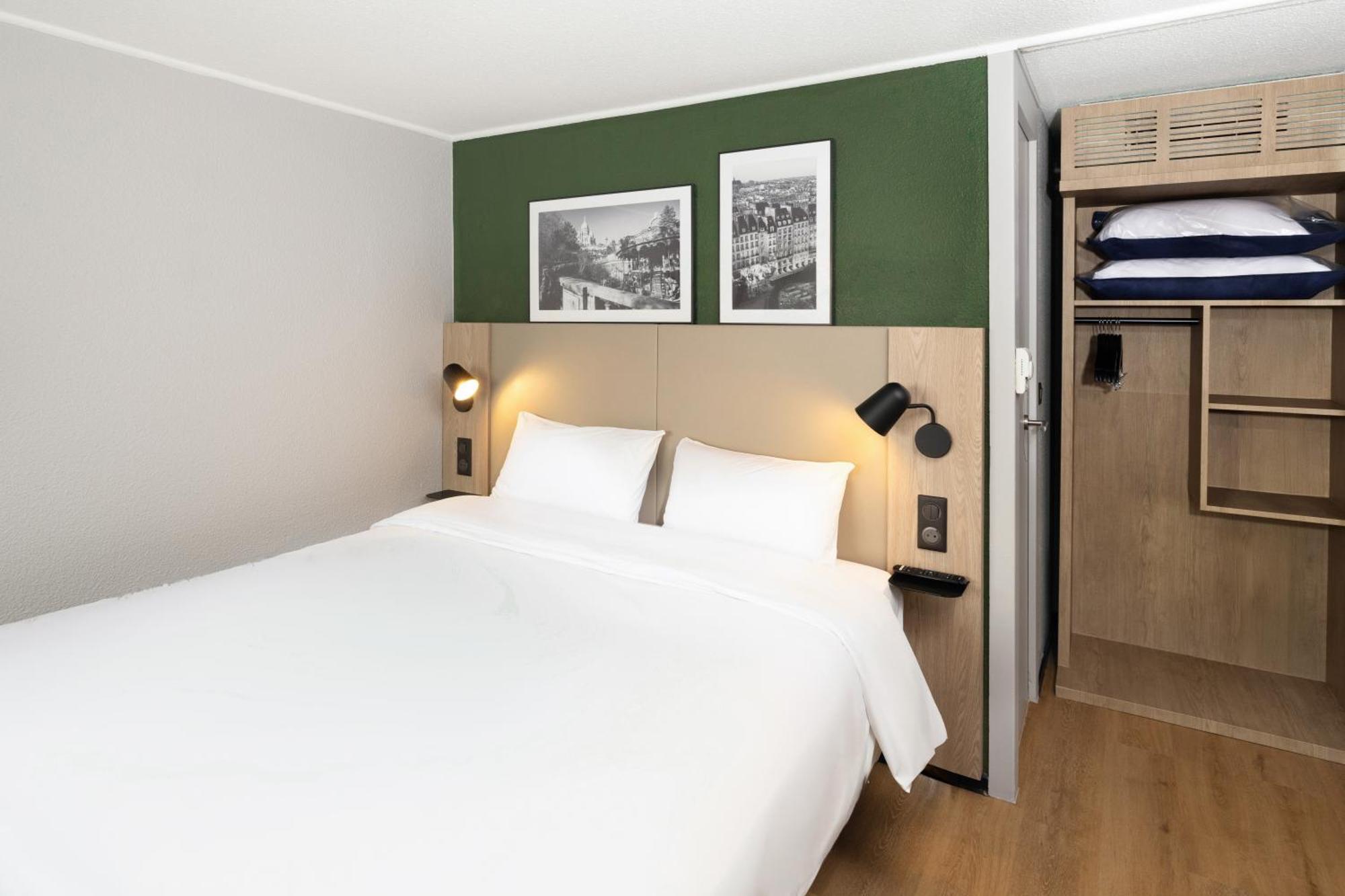 Campanile Les Ulis - Courtaboeuf Hotell Eksteriør bilde
