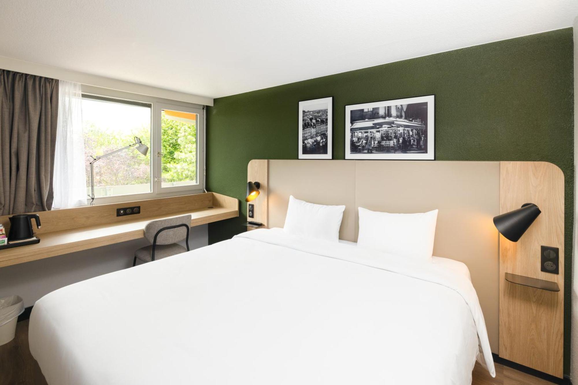 Campanile Les Ulis - Courtaboeuf Hotell Eksteriør bilde