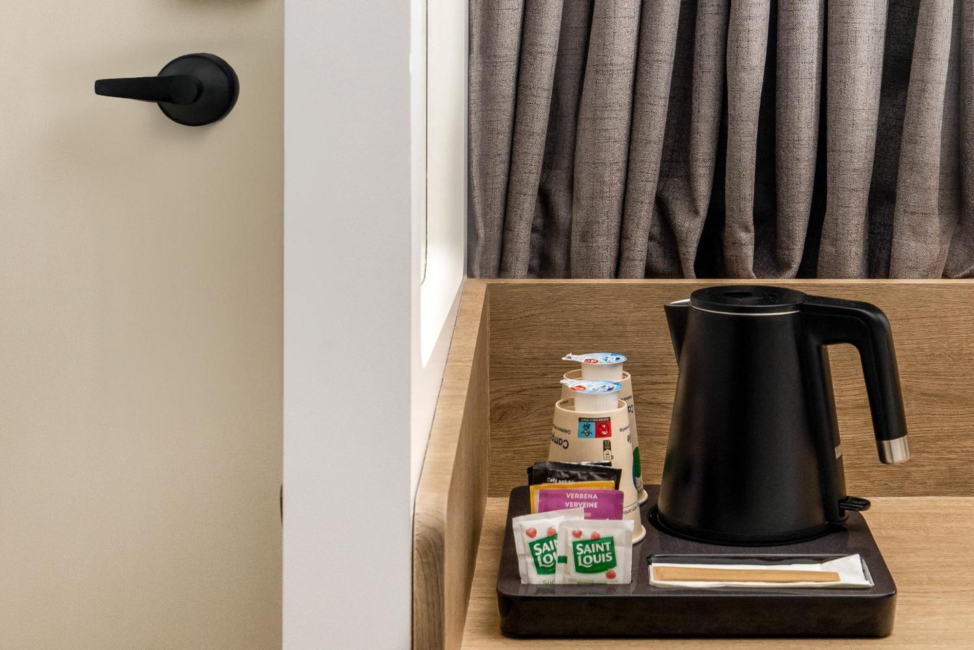 Campanile Les Ulis - Courtaboeuf Hotell Eksteriør bilde