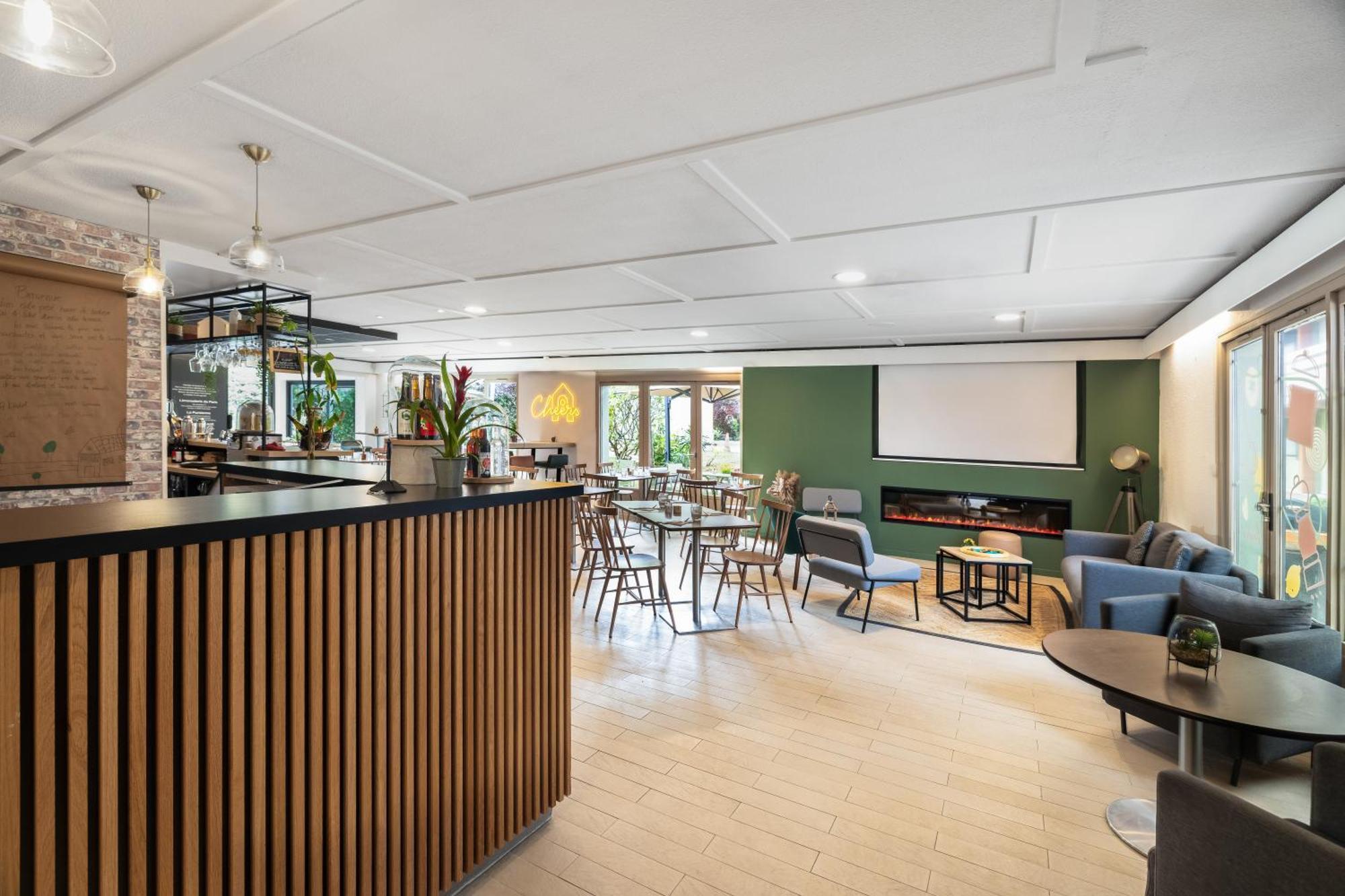 Campanile Les Ulis - Courtaboeuf Hotell Eksteriør bilde
